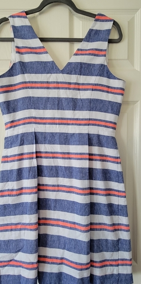 Vineyard Vines Dresses & Skirts - Vineyard Vines St. Jean Striped Linen Summer Dress
